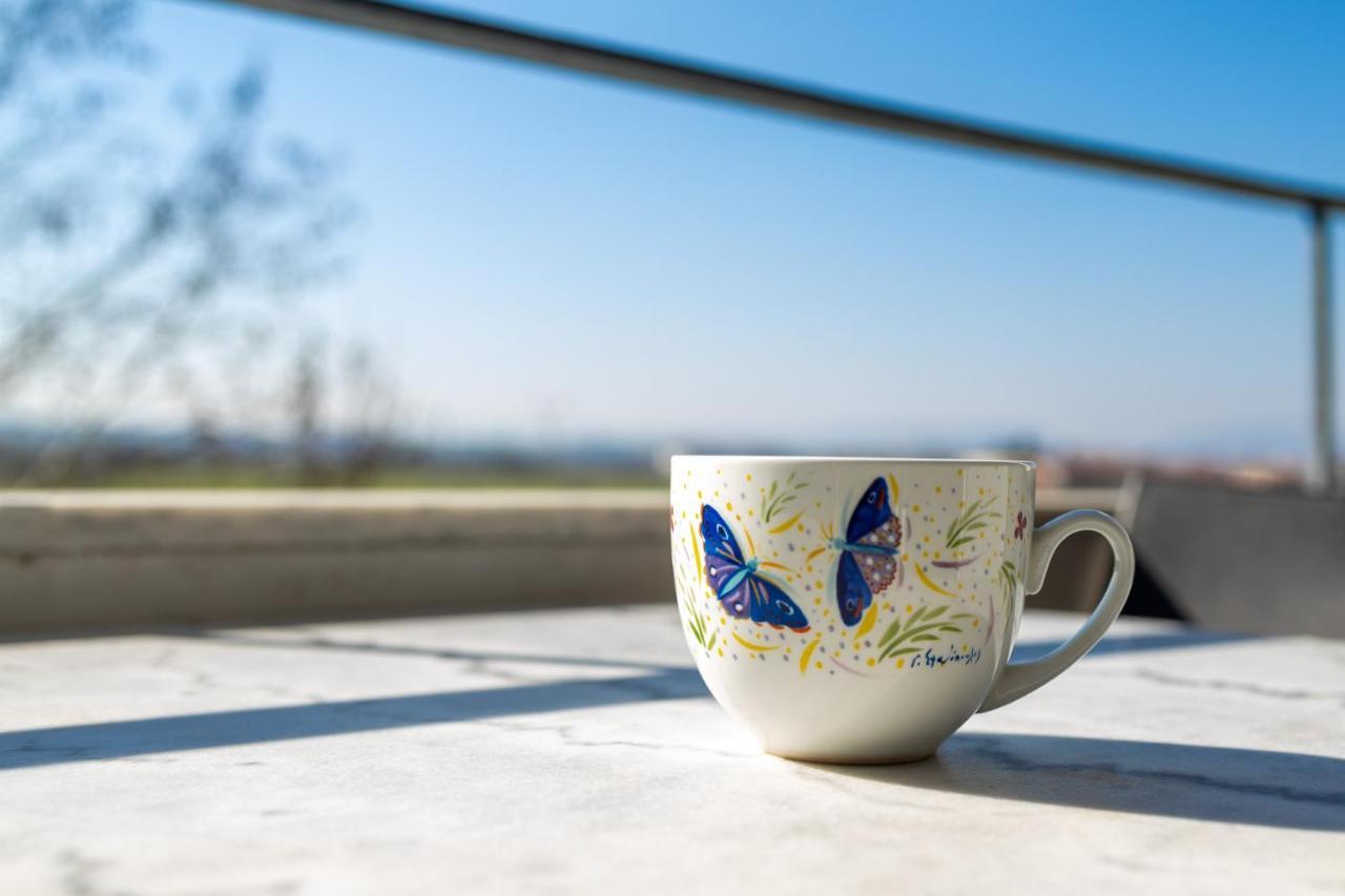 Elia Mini Suites 6 Larissa Zewnętrze zdjęcie